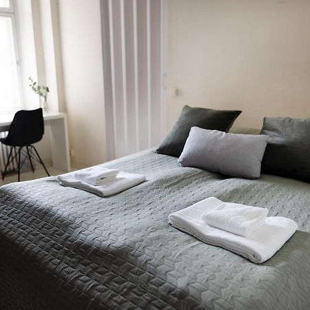 2Ndhomes City Center 2Br Apartment With Balcony And Sauna By Kaisaniemi Park Helsinki Extérieur photo